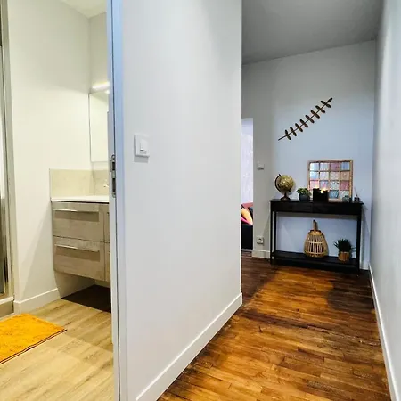 Apartment Futurostudio - 4 Saisons Standing - 5min Futuroscope - Parking