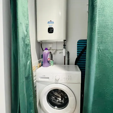 Futurostudio - 4 Saisons Standing - 5min Futuroscope - Parking Jaunay-Clan