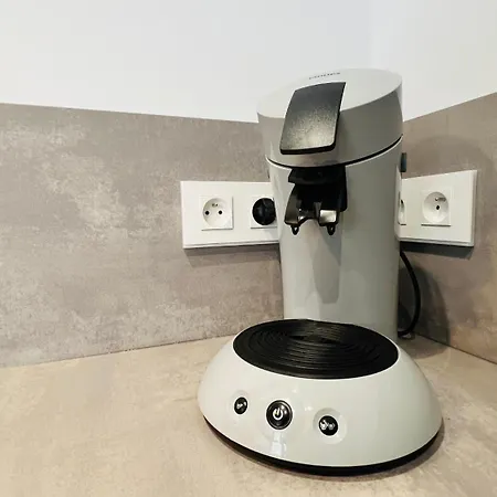 Futurostudio - 4 Saisons Standing - 5min Futuroscope - Parking Jaunay-Clan