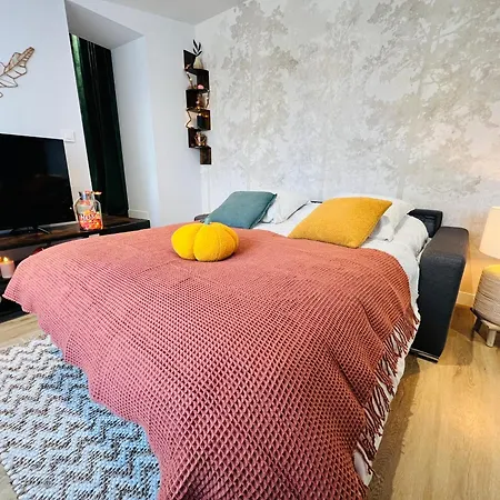 Futurostudio - 4 Saisons Standing - 5min Futuroscope - Parking Jaunay-Clan